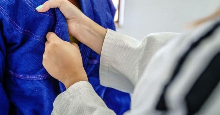 BJJ Lapel Grip