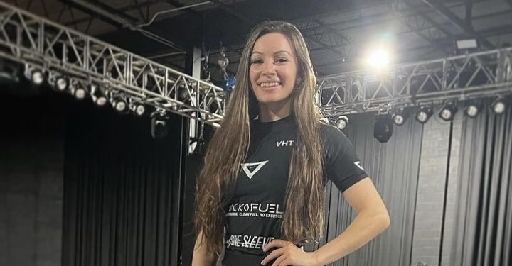 Danielle Kelly Signs Contract ONE FC.