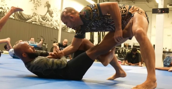 Demetrious Johnson Garry Tonon Rolling