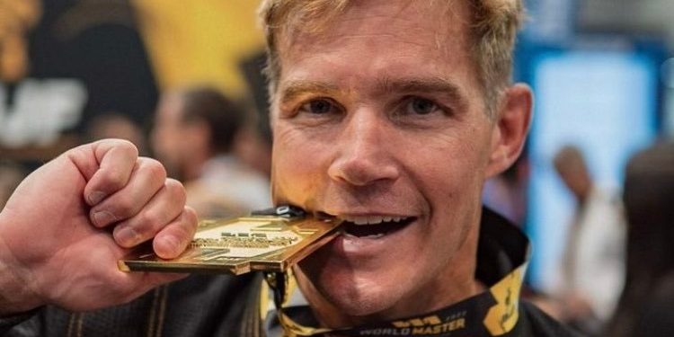 Bow Hunter Allen Bolen