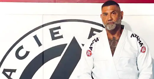 American Actor and WWE Star, Dave Bautista, Promoted to BJJ Brown Belt –  Elite Sports