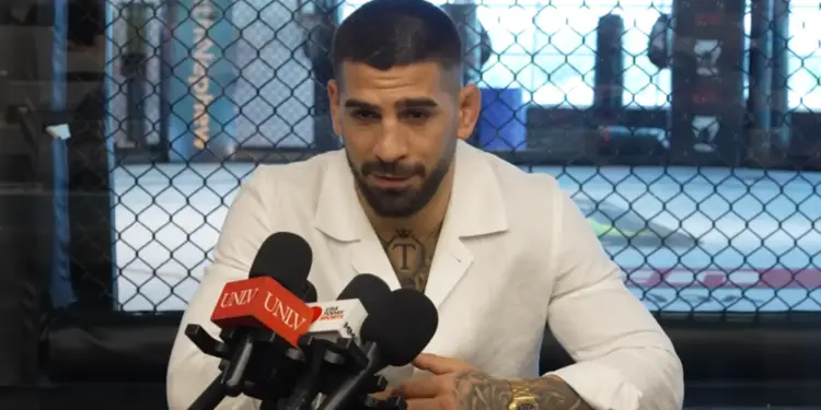 Ilia Topuria Grappling Advantage Charles Oliveira