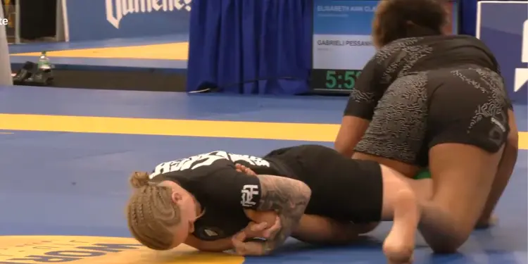 Elisabeth Clay Submit Gabrieli Pessanha